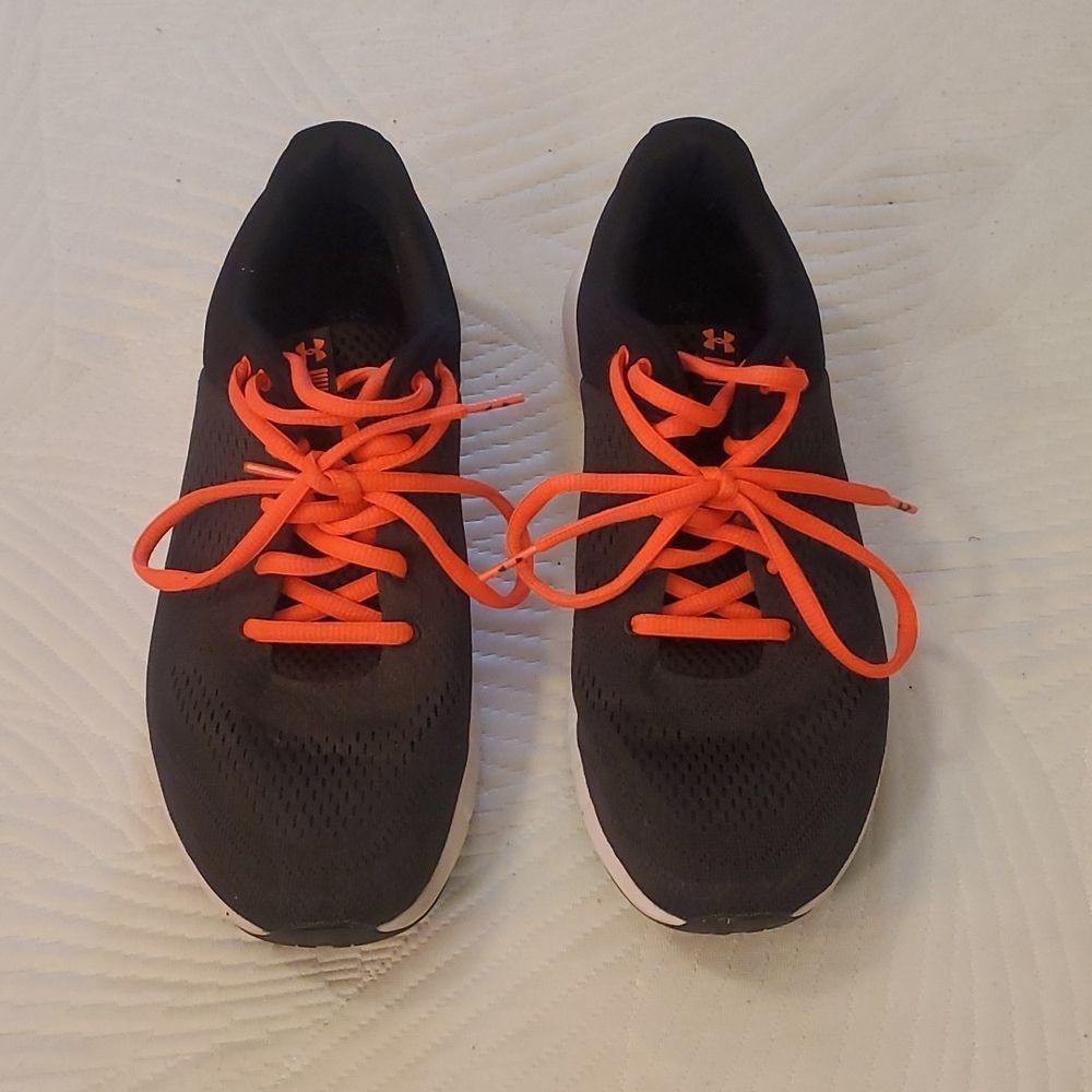 Under Armour Ladies Shoes 8